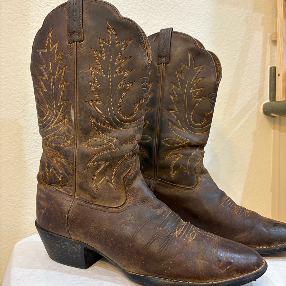 Ariat Heritage R Toe Western Boots - Picture 2 of 6